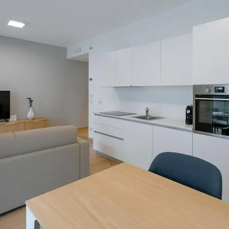 Serviced Apartments By Hotel De Charme Laveno-Mombello Exterior foto