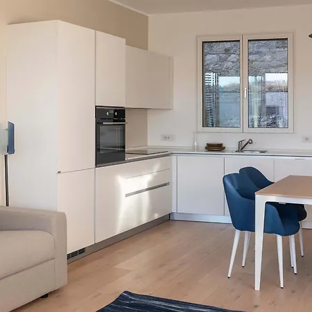 Serviced Apartments By Hotel De Charme Laveno-Mombello Exterior foto