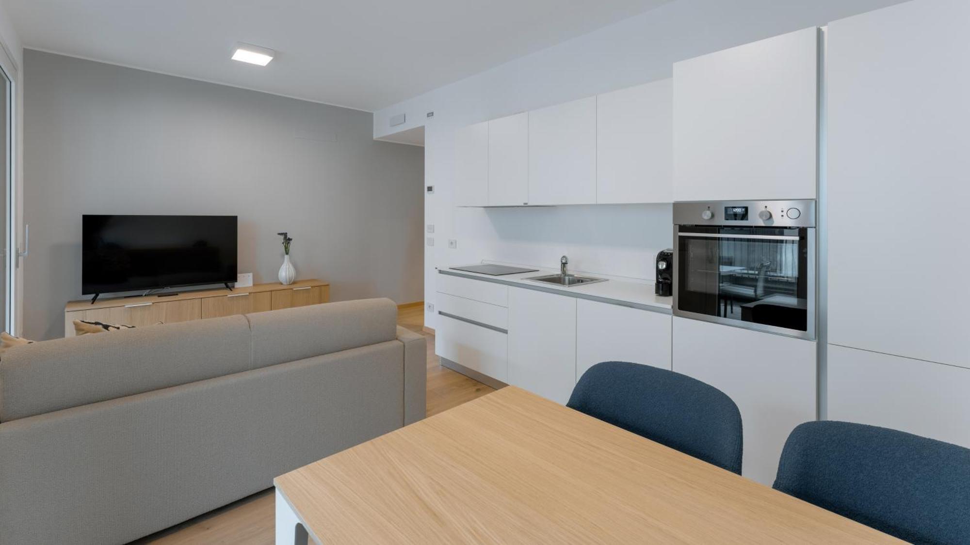 Serviced By De Charme Apartment *