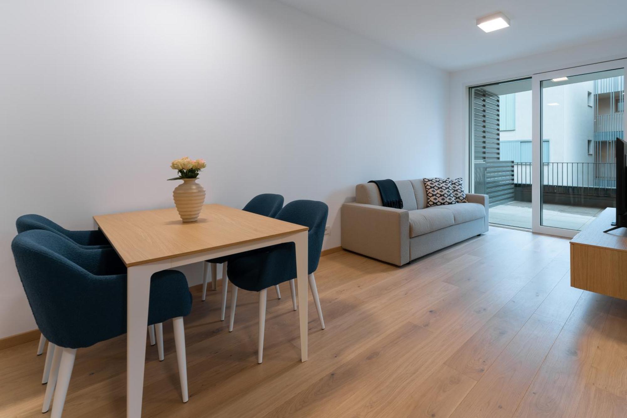 Serviced By De Charme Apartment